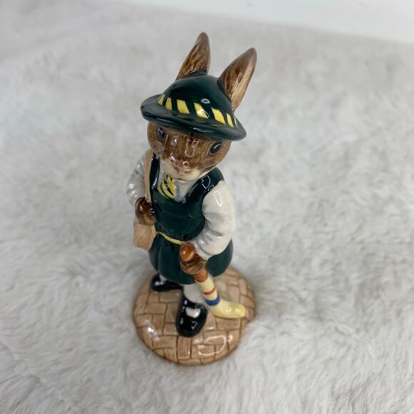 Royal Doulton Bunnykins “SchoolDays” Figurine DB-57 - Picture 2 of 7